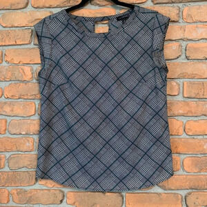 The Limited Sleeveless Houndstooth Top